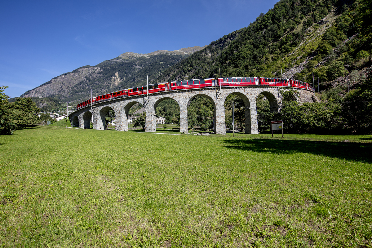 Bernina Express  Švýcarsko vlakem 15